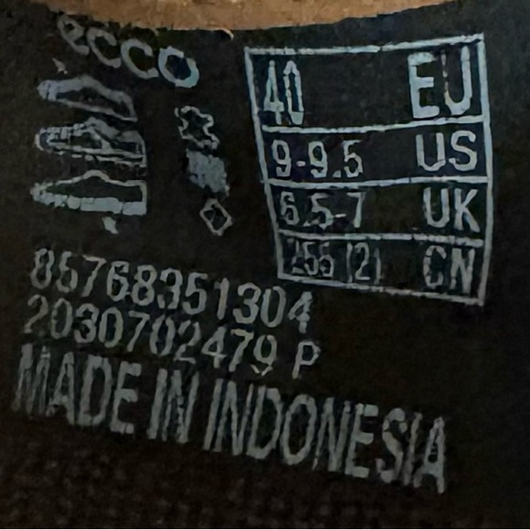 Ecco | Soft 7 Suede Shoes - Cream Tan ; Womens 9 - Picture 8 of 8